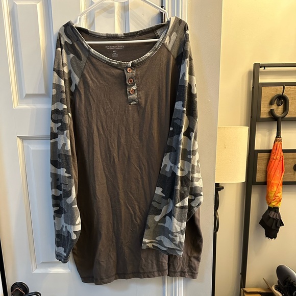 Camo Top - Picture 1 of 3